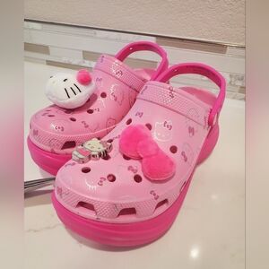 Hello Kitty Bae Crocs, Platform Pink Mini Stuffies NWT Size 9
